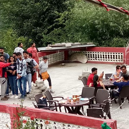 Moksha Hotel 卡索尔 外观 照片