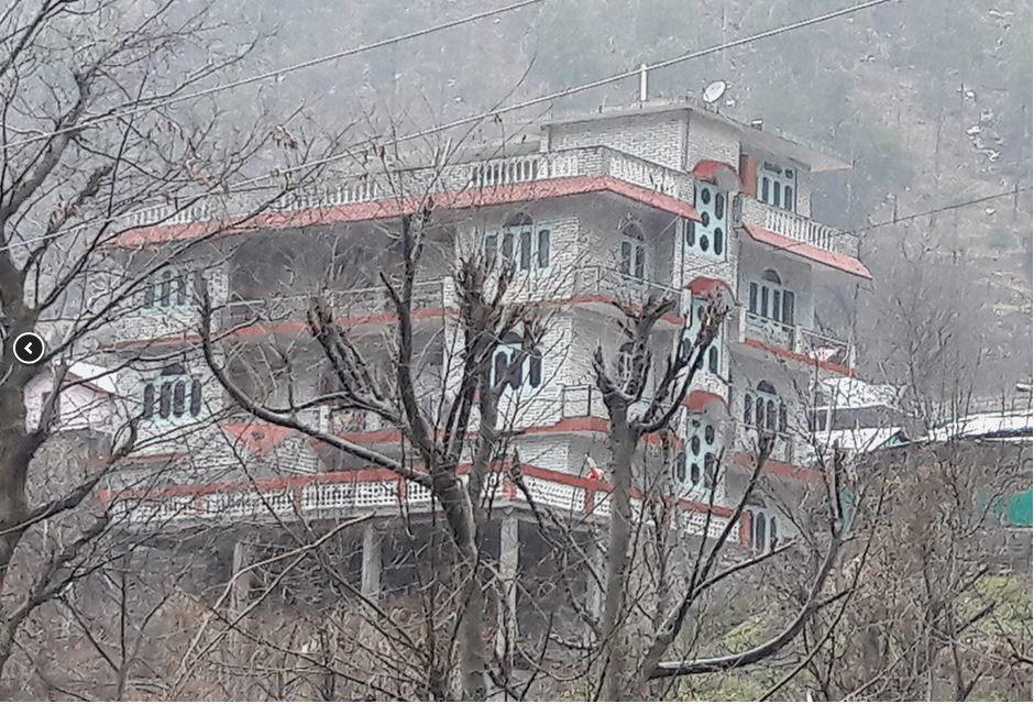 Moksha Hotel 卡索尔 外观 照片